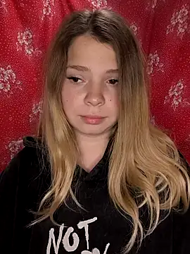 Zuli Kiska online show from 11.20.25