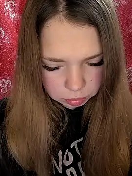 Zuli Kiska online show from 02.18.26