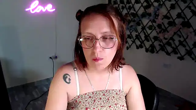 kittykalor09 online show from 04.17.26