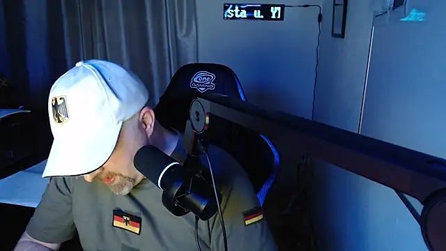 DerPornoPete online show from 12.21.24