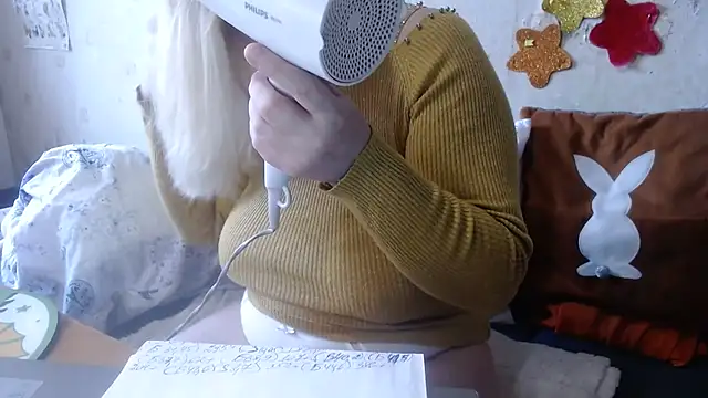 QueenLana online show from 02.08.25