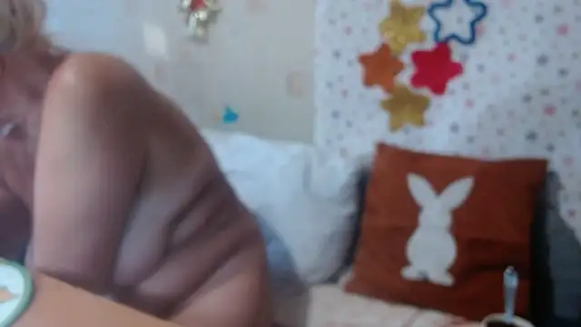 QueenLana online show from 10.03.25