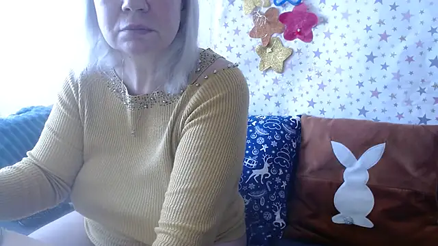 QueenLana online show from 02.09.26