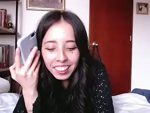 Snapshot of babyluna_8_8 chatting on 12.04.24 babyluna 8 8 online show from 12.04.24