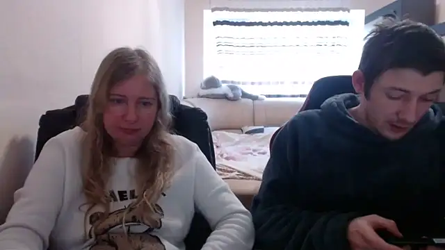 PeterAndJen online show from 03.10.25