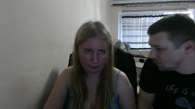 Snapshot of PeterAndJen chatting on 06.21.26 PeterAndJen online show from 06.21.26