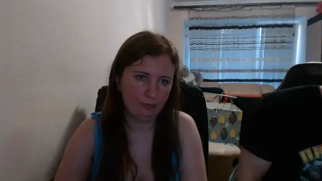 Snapshot of PeterAndJen chatting on 07.03.26 PeterAndJen online show from 07.03.26