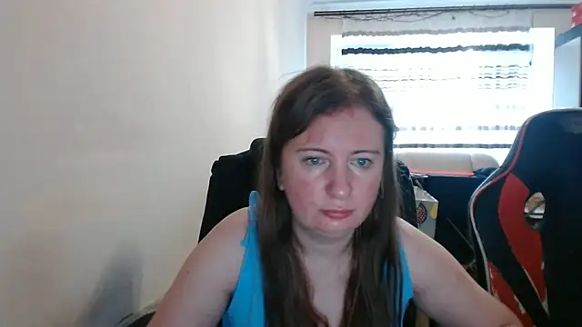 Snapshot of PeterAndJen chatting on 07.04.26 PeterAndJen online show from 07.04.26