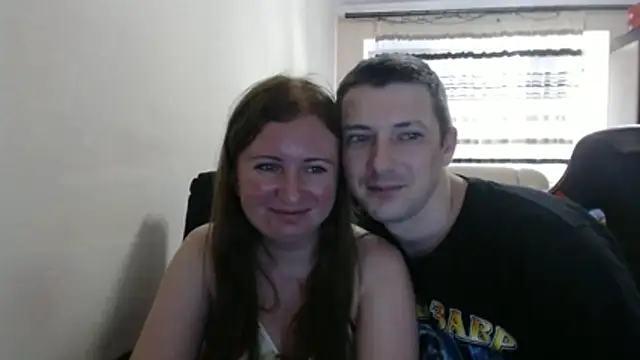 Snapshot of PeterAndJen chatting on 07.04.26 PeterAndJen online show from 07.04.26