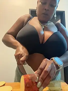 Sexy-Bubbles online show from 02.18.26