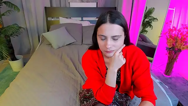 Snapshot of Orfeya chatting on 12.09.24 Orfeya online show from 12.09.24