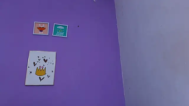 timkerbell  online show from 02.10.25