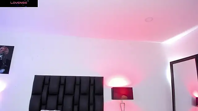 Snapshot of Snooky_Clinton chatting on 12.31.24 Snooky Clinton online show from 12.31.24