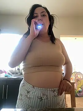 MileyGia online show from 03.16.26