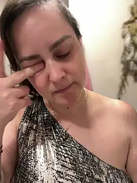 Snapshot of misslulipop chatting on 12.09.24 misslulipop online show from 12.09.24