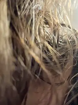 Snapshot of misslulipop chatting on 03.10.25 misslulipop online show from 03.10.25