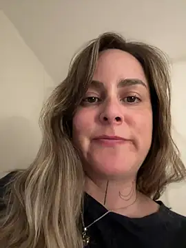 Snapshot of misslulipop chatting on 03.14.25 misslulipop online show from 03.14.25