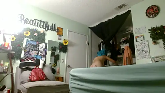 Yescuhh420 online show from 12.19.25