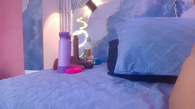 lorrayne  online show from 11.17.25