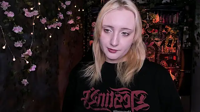 AsheLucker online show from 06.05.26