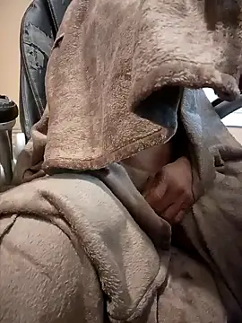 Snapshot of Lonelynudist59 chatting on 02.04.25 Lonelynudist59 online show from 02.04.25