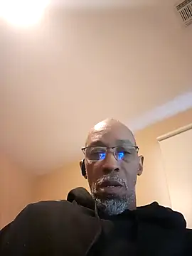 Snapshot of Lonelynudist59 chatting on 02.12.25 Lonelynudist59 online show from 02.12.25