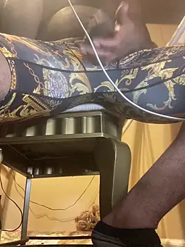 Snapshot of Dick_McStuffEms chatting on 12.03.24 Dick McStuffEms online show from 12.03.24