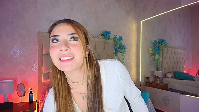 nini love01 online show from 10.11.25