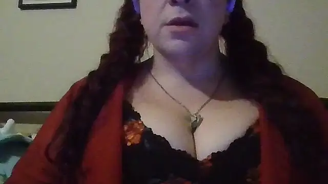 Snapshot of GothyBaby chatting on 01.26.25 GothyBaby online show from 01.26.25