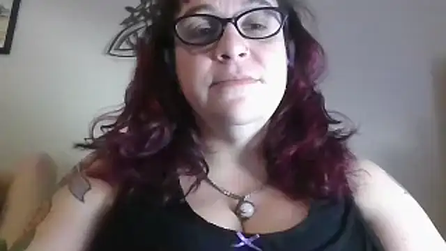 Snapshot of GothyBaby chatting on 02.28.25 GothyBaby online show from 02.28.25