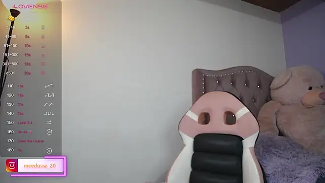 meedussa 20  online show from 01.21.25