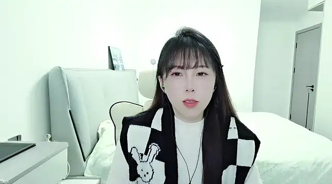 Sunset glow online show from 12.03.24