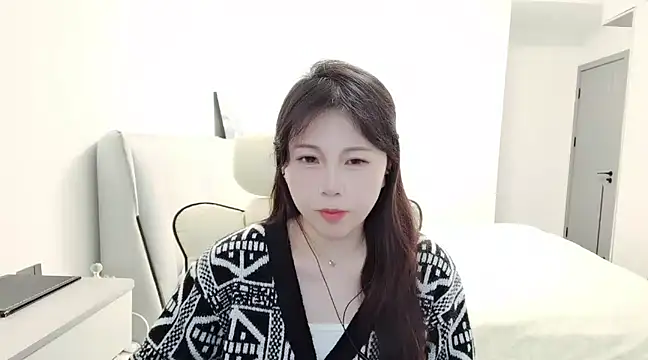 Sunset glow online show from 12.11.24