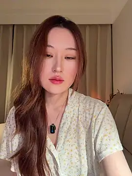 Snapshot of sphynx-_- chatting on 06.25.26 sphynx- - online show from 06.25.26