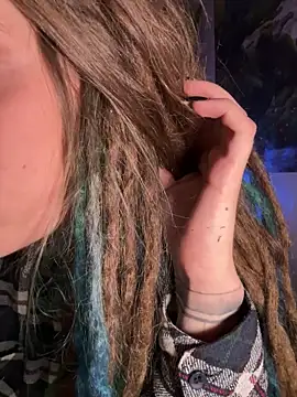 MenaDreadfull online show from 11.14.25