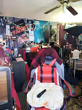 Snapshot of VelvetDiablo chatting on 01.02.25 VelvetDiablo online show from 01.02.25