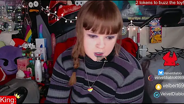 Snapshot of VelvetDiablo chatting on 01.23.25 VelvetDiablo online show from 01.23.25