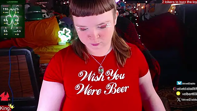 Snapshot of VelvetDiablo chatting on 03.11.25 VelvetDiablo online show from 03.11.25