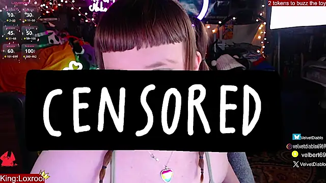 Snapshot of VelvetDiablo chatting on 03.19.25 VelvetDiablo online show from 03.19.25