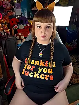 Snapshot of VelvetDiablo chatting on 11.27.25 VelvetDiablo online show from 11.27.25