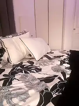 CuteHoney92 online show from 04.01.26