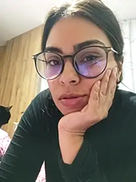 Ivanna2 online show from 12.28.24