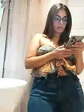 Ivanna2 online show from 01.30.25