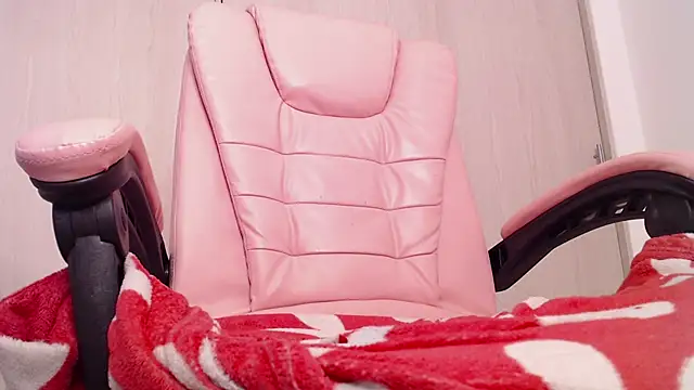 darkcandy666 online show from 03.21.25