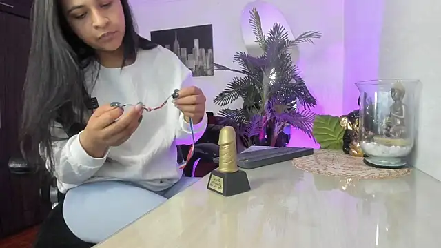 Amaia Bushida online show from 02.23.26