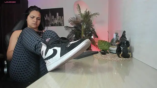 Snapshot of Amaia_Bushida chatting on 05.19.26 Amaia Bushida online show from 05.19.26
