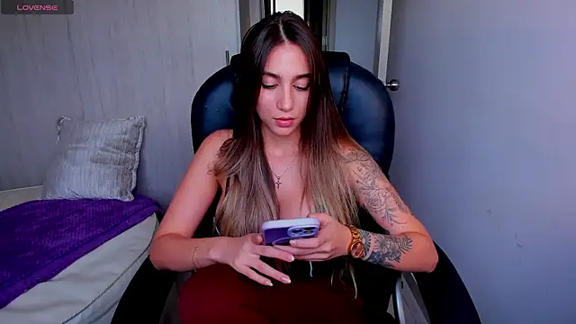 StacyConner online show from 04.14.26