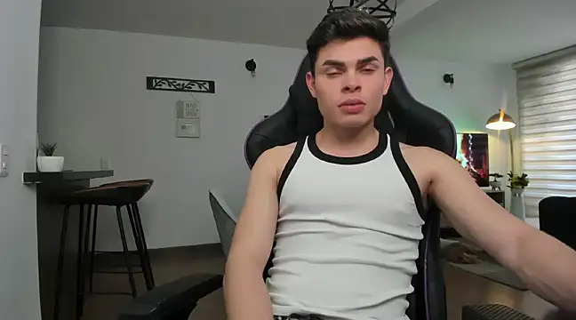 alejooo twink online show from 02.24.25