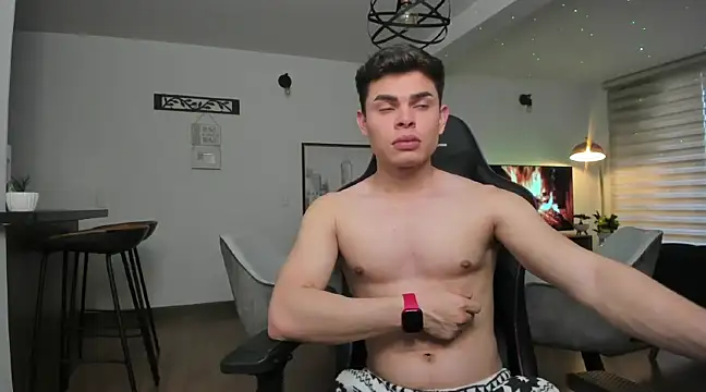 alejooo twink online show from 02.24.25