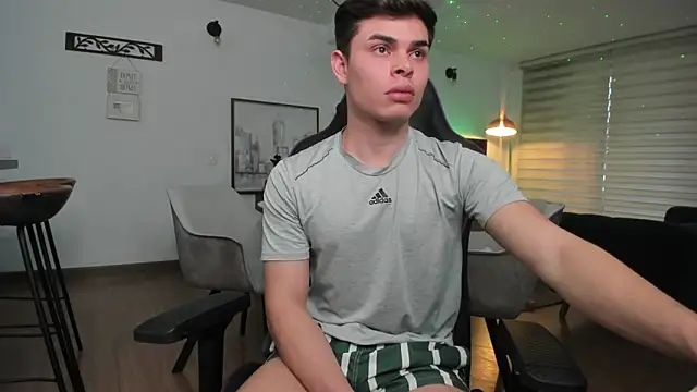 alejooo twink online show from 02.27.25